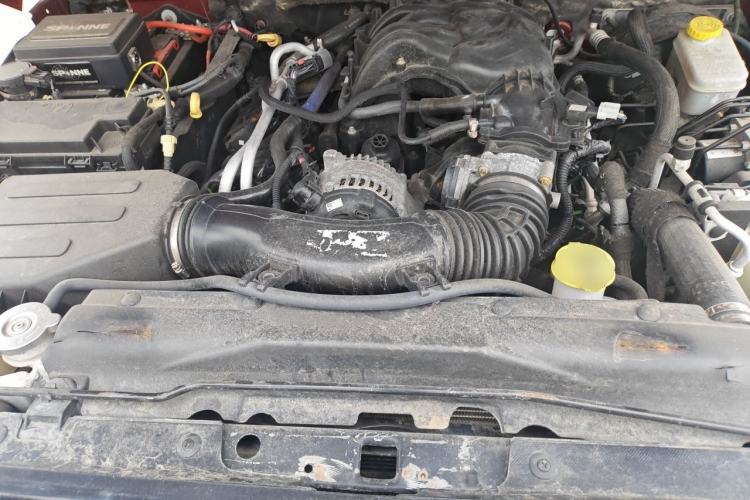 Used Jeep Wrangler 2012 3.6L Sahara Four-Door Edition Engine Bay