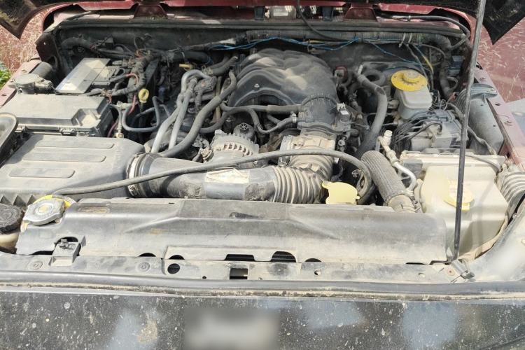 Used Jeep Wrangler 2012 3.6L Sahara Four-Door Edition Engine Bay