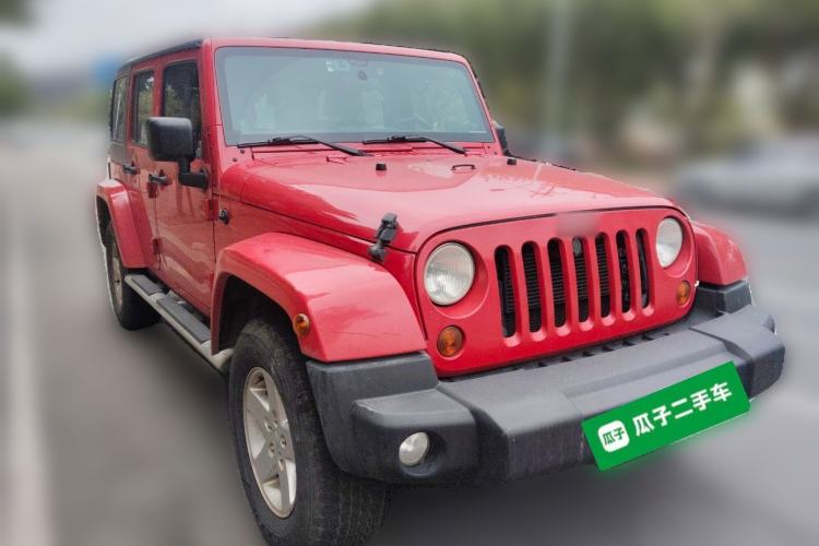Used Jeep Wrangler 2012 3.6L Sahara Four-Door Edition Front Right 45 Deg