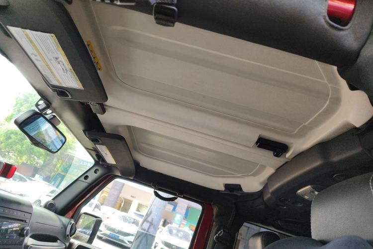 Used Jeep Wrangler 2012 3.6L Rubicon two-door model Headliner