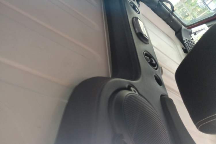 Used Jeep Wrangler 2012 3.6L Sahara Four-Door Edition Headliner