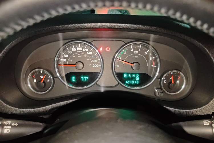 Used Jeep Wrangler 2012 3.6L Rubicon two-door model Instrument Cluster