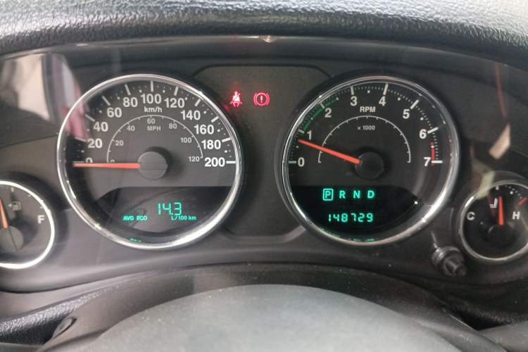 Used Jeep Wrangler 2012 3.6L Sahara Four-Door Edition Instrument Cluster