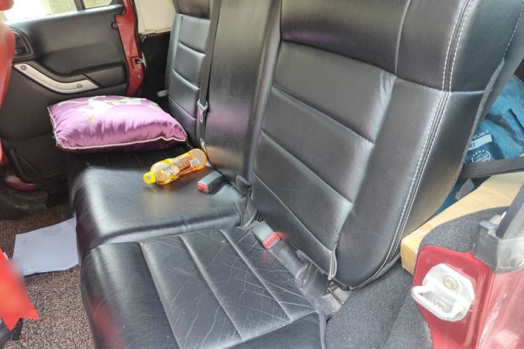 Used Jeep Wrangler 2012 3.6L Sahara Four-Door Edition Left Rear Seat