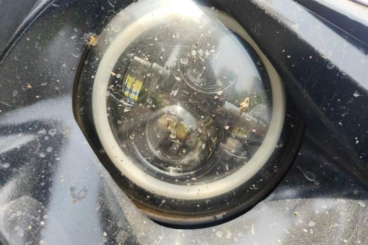 Used Jeep Wrangler 2012 3.6L Sahara Four-Door Edition Right Front Headlight