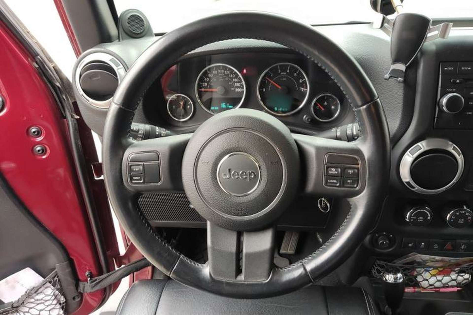 Used Jeep Wrangler 2012 3.6L Sahara two-door version Steering Wheel