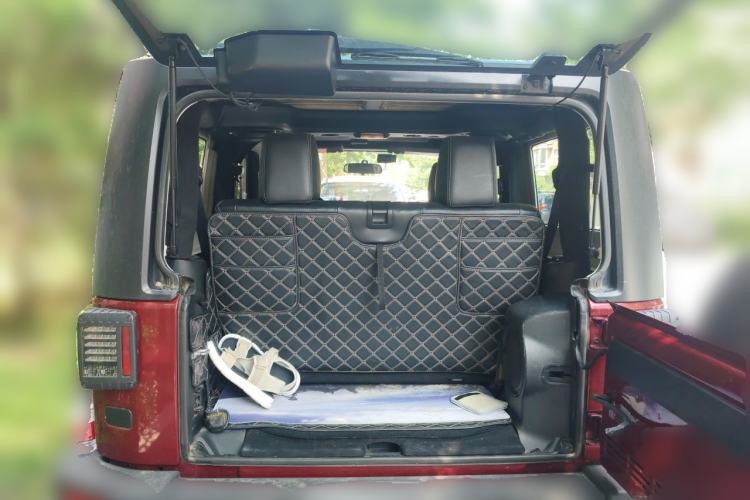 Used Jeep Wrangler 2012 3.6L Rubicon two-door model Trunk
