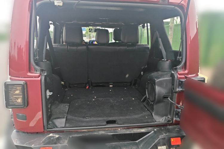 Used Jeep Wrangler 2012 3.6L Sahara Four-Door Edition Trunk