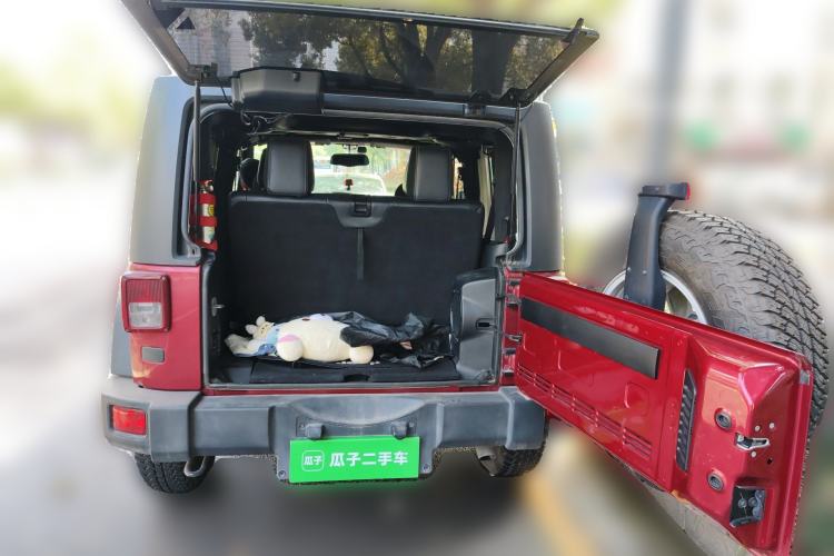 Used Jeep Wrangler 2012 3.6L Rubicon two-door model Trunk