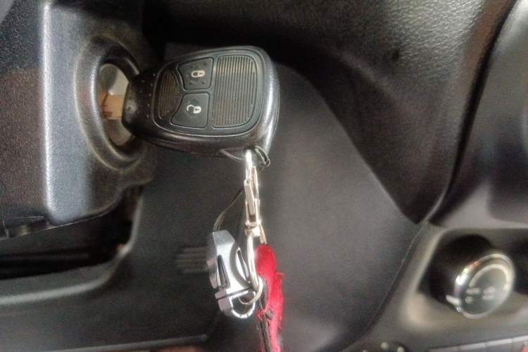 Used Jeep Wrangler 2012 3.6L Rubicon two-door model Vehicle Key