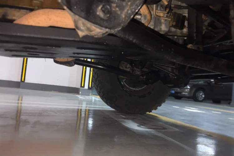 Used Jeep Wrangler 2012 3.6L Sahara Four-Door Edition Chassis Front Right