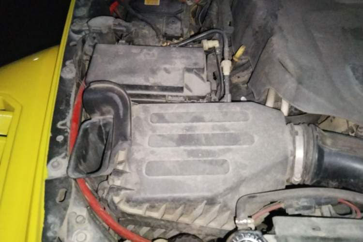 Used Jeep Wrangler 2012 3.6L Sahara Four-Door Edition Engine Bay Right