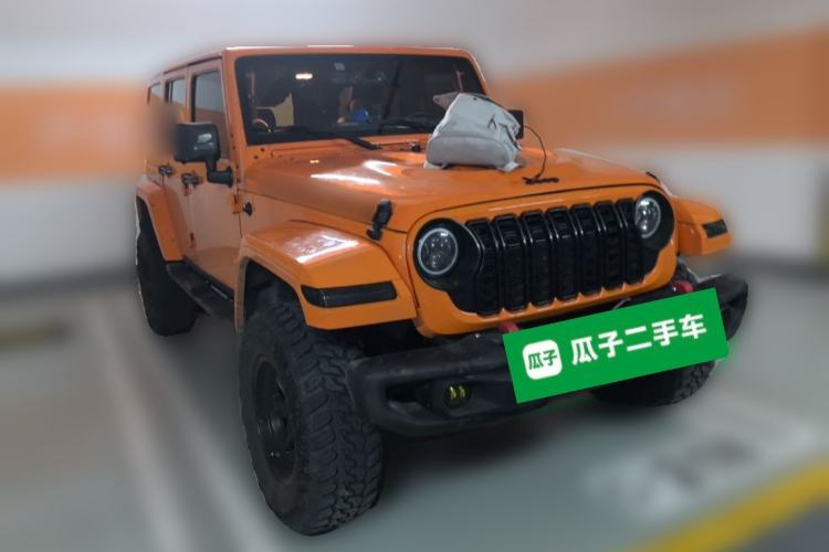 Used Jeep Wrangler 2012 3.6L Sahara Four-Door Edition Front Right 45 Deg