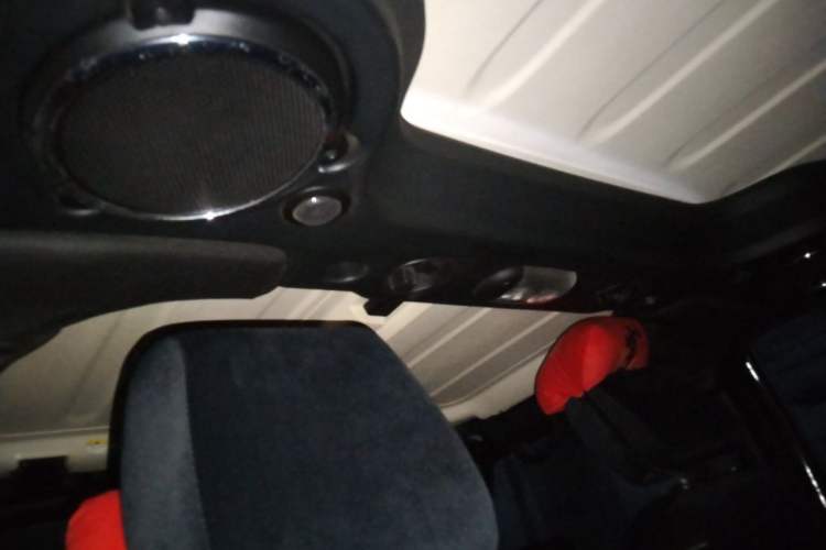 Used Jeep Wrangler 2012 3.6L Sahara Four-Door Edition Headliner