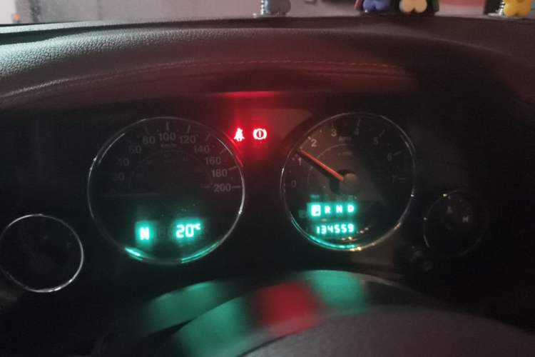 Used Jeep Wrangler 2012 3.6L Sahara Four-Door Edition Instrument Cluster