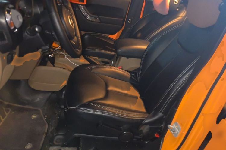 Used Jeep Wrangler 2012 3.6L Sahara Four-Door Edition Left Front Seat