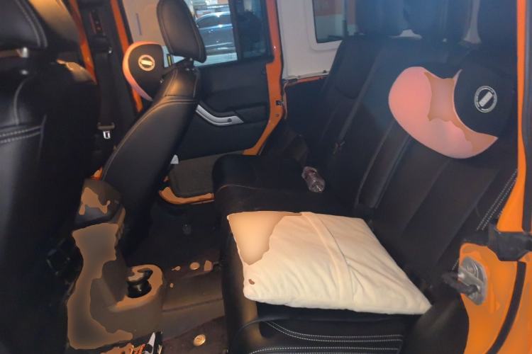 Used Jeep Wrangler 2012 3.6L Sahara Four-Door Edition Left Rear Seat