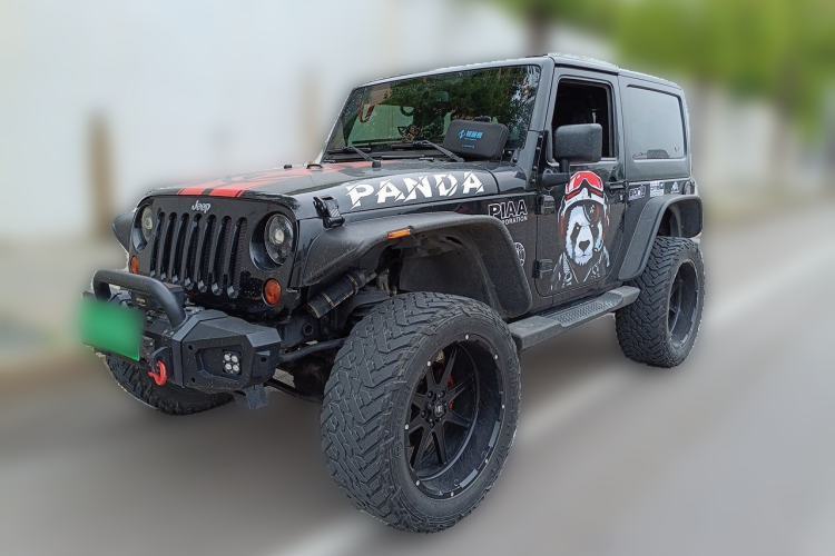 Used Jeep Wrangler 2013 3.6L Sahara two-door model Guazi used car, China used car export, Used car for sale, Used  cars, Cheapest cars for sale