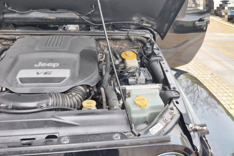 Used Jeep Wrangler 2013 3.6L Sahara two-door model Engine Bay Left