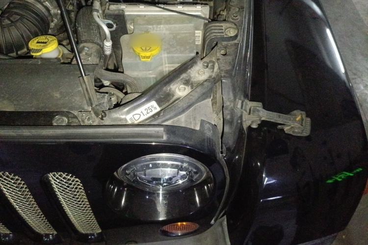 Used Jeep Wrangler 2013 3.6L Sahara two-door model Engine Bay Left