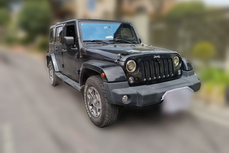 Used Jeep Wrangler 2013 3.6L Sahara Four-Door Edition Front Right 45 Deg
