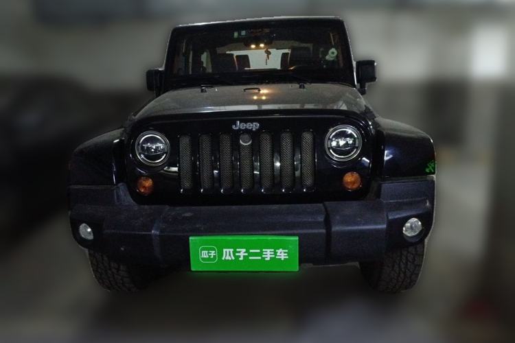 Used Jeep Wrangler 2013 3.6L Sahara two-door model Front