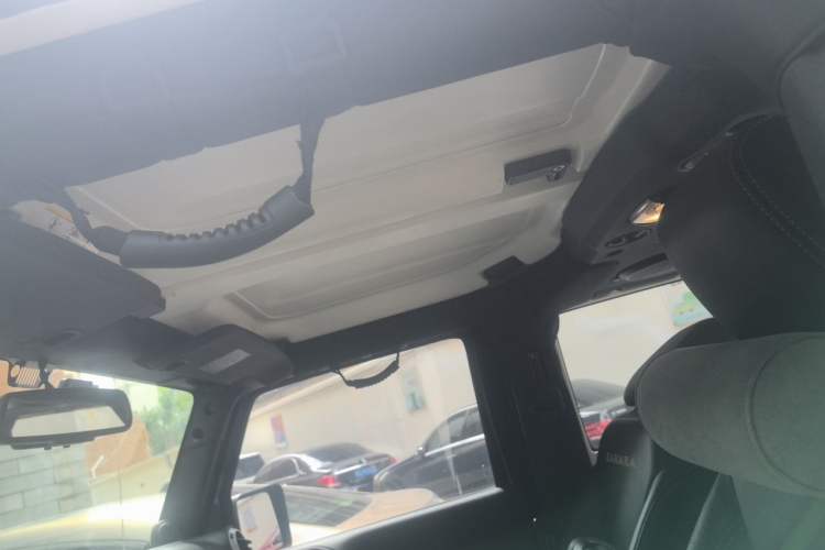 Used Jeep Wrangler 2013 3.6L Sahara two-door model Headliner