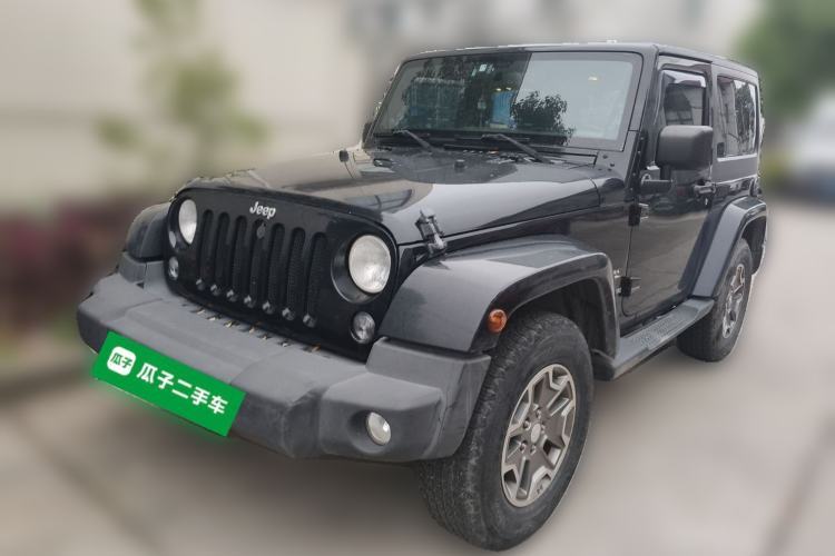 Used Jeep Wrangler 2013 3.6L Sahara two-door model Guazi used car, China used car export, Used car for sale, Used cars, Cheapest cars for sale