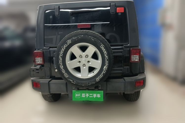 Used Jeep Wrangler 2013 3.6L Sahara Four-Door Edition Rear