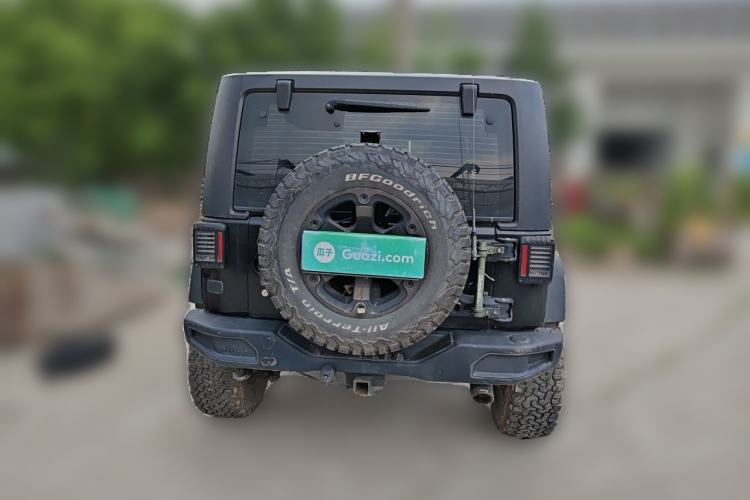 Used Jeep Wrangler 2013 3.6L Two-Door 10th Anniversary Edition Rear