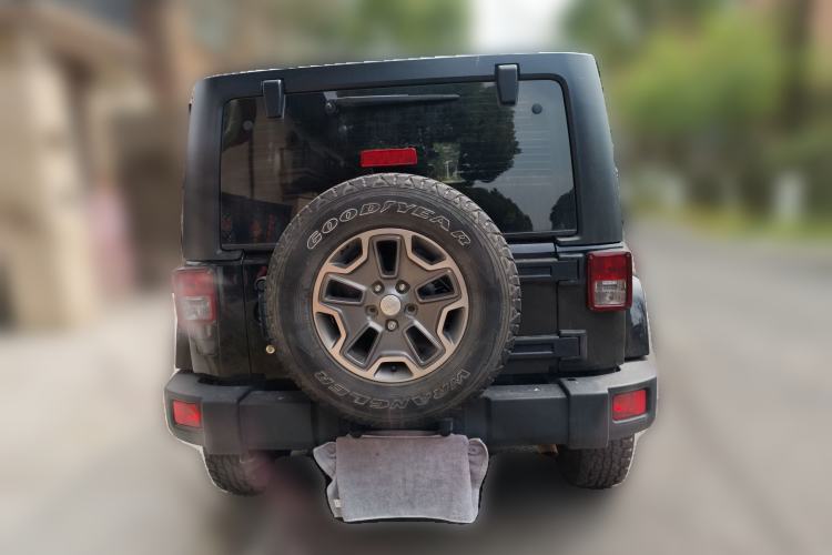 Used Jeep Wrangler 2013 3.6L Sahara Four-Door Edition Rear