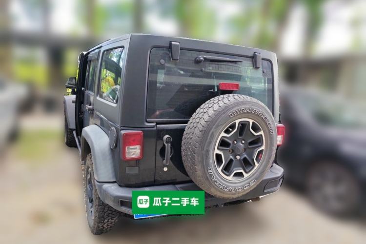 Used Jeep Wrangler 2013 3.6L Four-Door 10th Anniversary Edition Rear Left 45 Deg