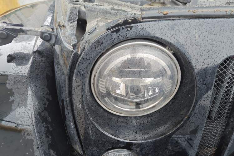 Used Jeep Wrangler 2013 3.6L Sahara Four-Door Edition Right Front Headlight