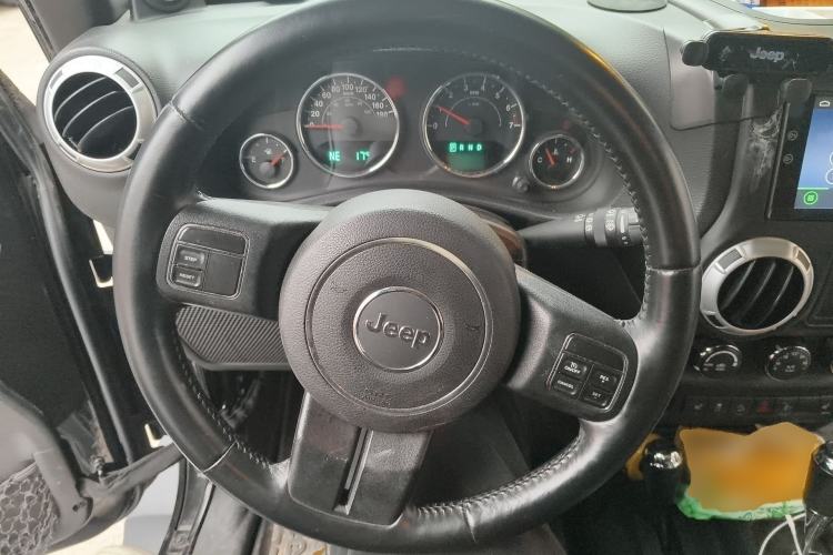 Used Jeep Wrangler 2013 3.6L Sahara two-door model Steering Wheel