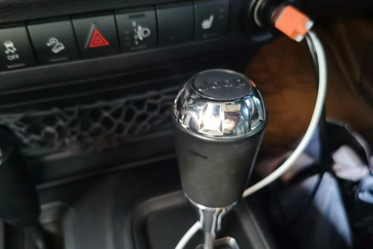 Used Jeep Wrangler 2013 3.6L Sahara two-door model Vehicle Key