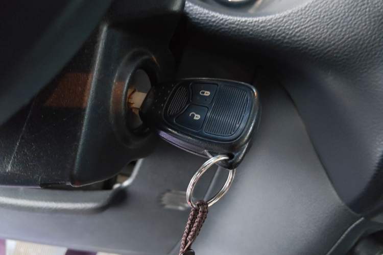Used Jeep Wrangler 2013 3.6L Sahara Four-Door Edition Vehicle Key