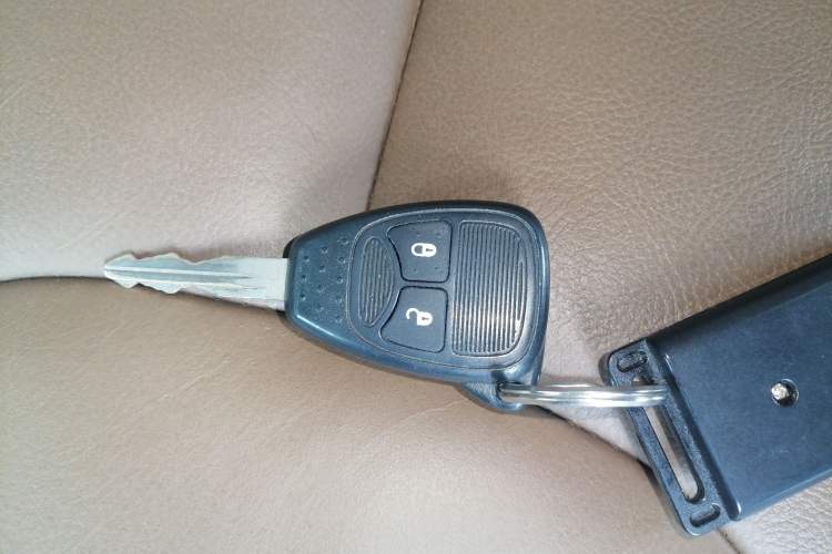 Used Jeep Wrangler 2013 3.6L Sahara Four-Door Edition Vehicle Key