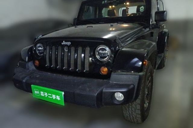 Used Jeep Wrangler 2013 3.6L Sahara two-door model