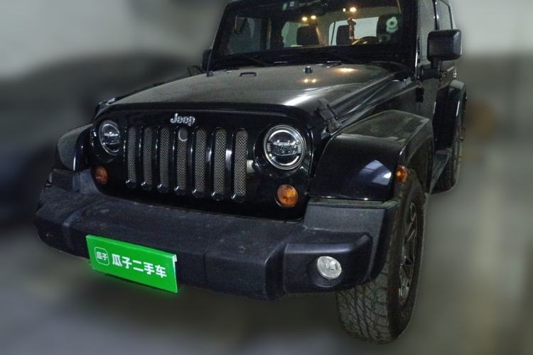 Used Jeep Wrangler 2013 3.6L Sahara two-door model Guazi used car, China used car export, Used car for sale, Used  cars, Cheapest cars for sale