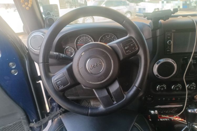 Used Jeep Wrangler 2013 3.6L Sahara two-door model Steering Wheel