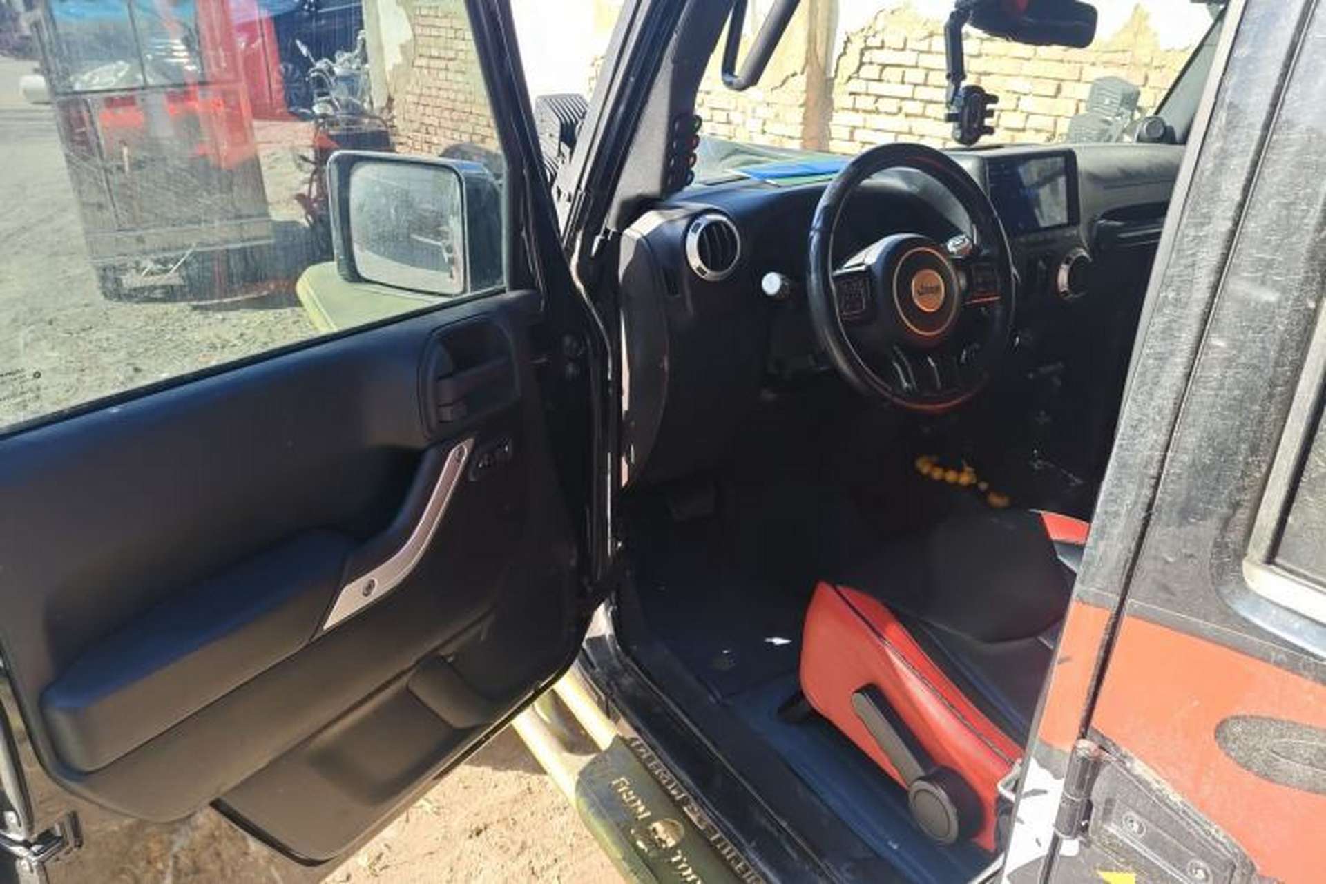 Used Jeep Wrangler 2013 3.6L Sahara Four-Door Edition Driver Seat