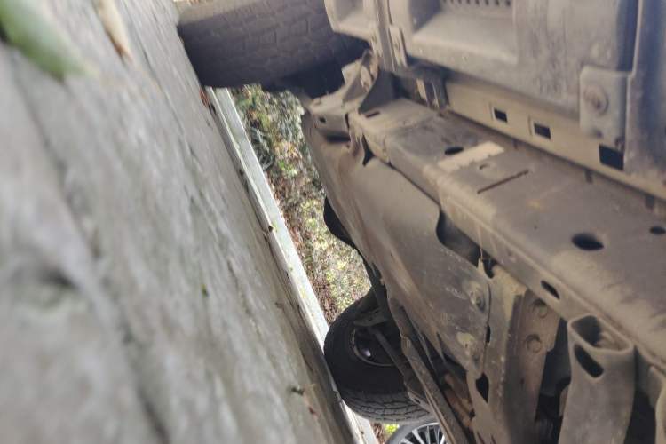 Used Jeep Wrangler 2013 3.6L Sahara two-door model Chassis Front Right