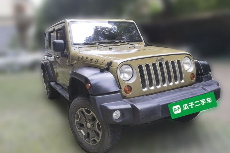 Used Jeep Wrangler 2013 3.6L Sahara Four-Door Edition Front Right 45 Deg