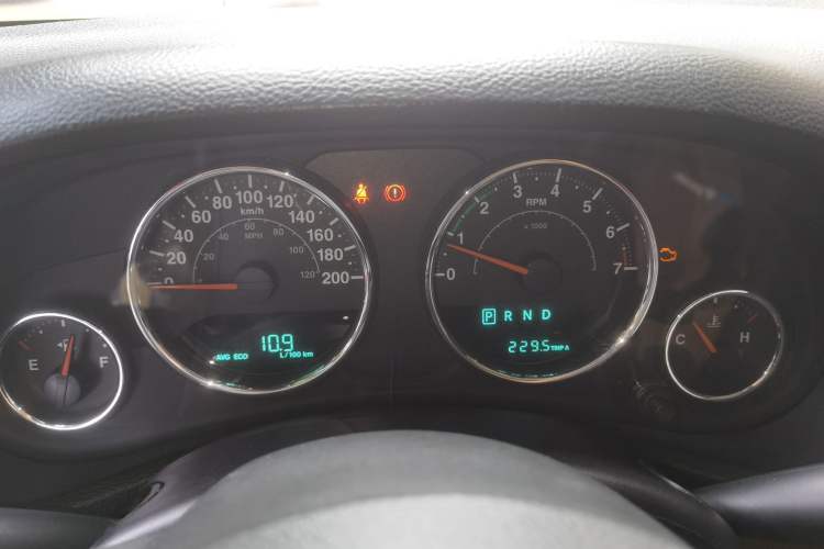 Used Jeep Wrangler 2013 3.6L Sahara Four-Door Edition Instrument Cluster