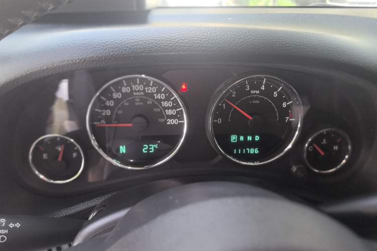Used Jeep Wrangler 2013 3.6L Rubicon two-door version Instrument Cluster