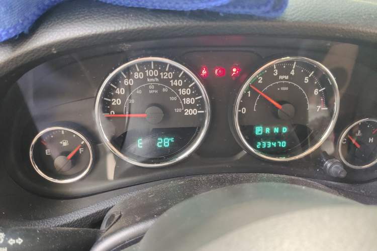 Used Jeep Wrangler 2013 3.6L Sahara two-door model Instrument Cluster
