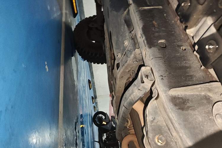 Used Jeep Wrangler 2013 3.6L Sahara two-door model Chassis Front Right
