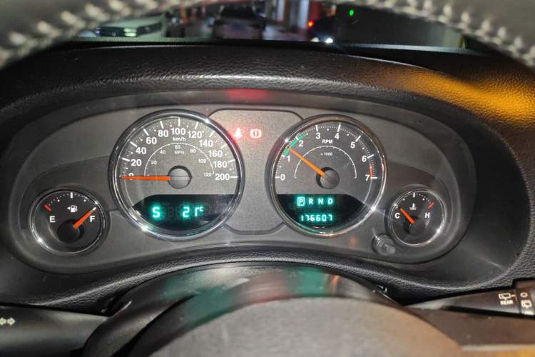 Used Jeep Wrangler 2013 3.6L Sahara Four-Door Edition Instrument Cluster
