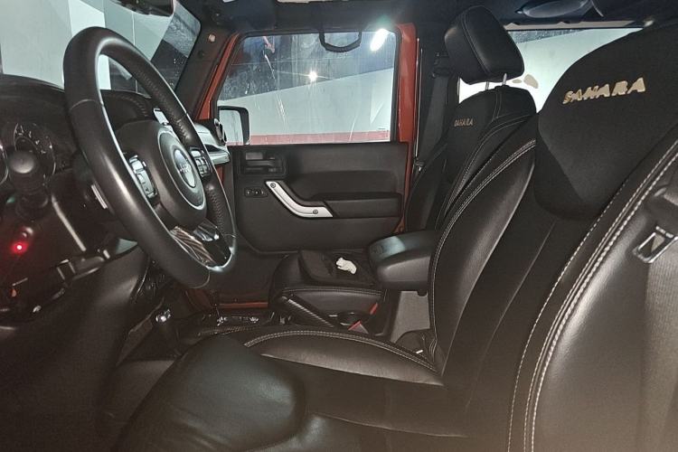 Used Jeep Wrangler 2013 3.6L Sahara two-door model Left Front Seat
