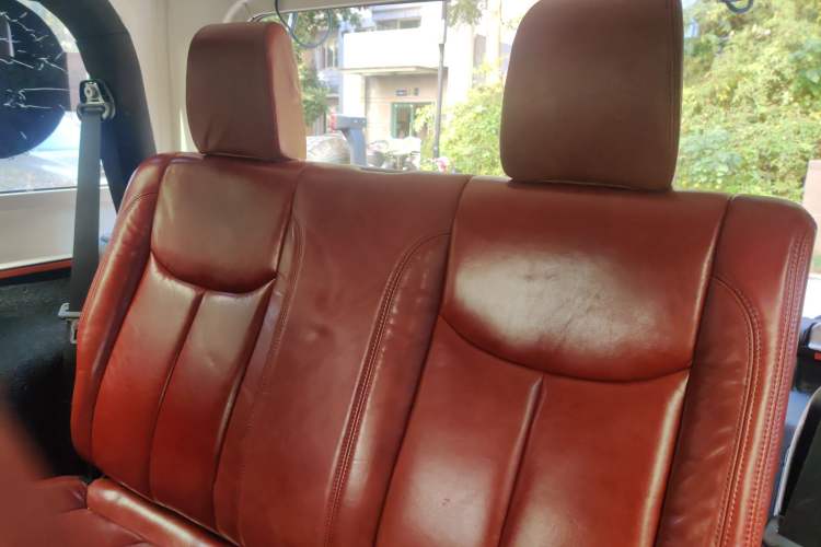 Used Jeep Wrangler 2013 3.6L Sahara two-door model Left Rear Seat